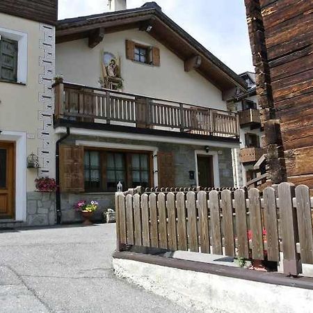 Baita Epi Cusini By Livigno Accomodation エクステリア 写真